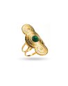 Longue bague en acier avec une pierre naturelle