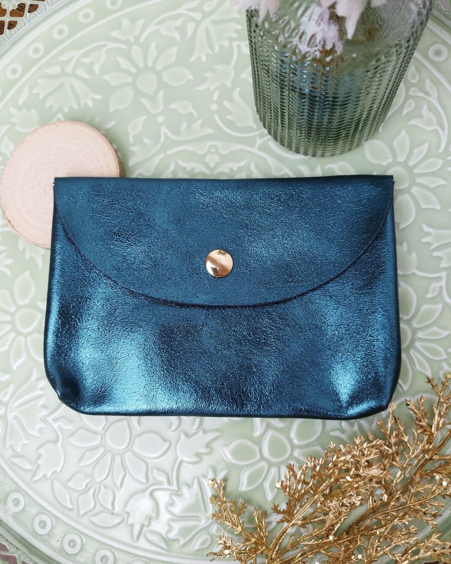 Pochette enveloppe en cuir irisé