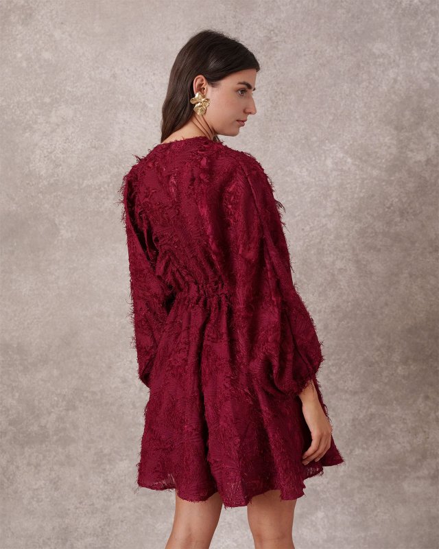 Robe courte bordeaux effet pelucheux