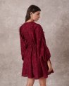 Robe courte bordeaux effet pelucheux