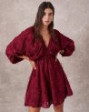 Robe courte bordeaux effet pelucheux
