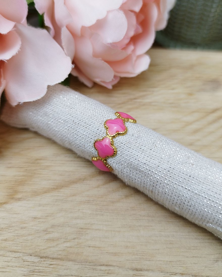 Bague porte-bonheur rose en acier doré