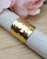 Grosse bague dorée martelée en acier