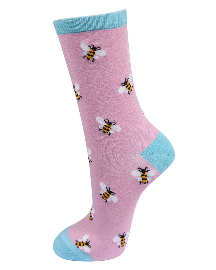 Chaussettes avec des petites abeilles