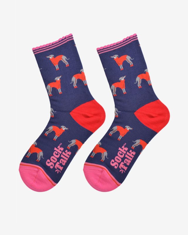 Chaussettes avec des chiens en manteau