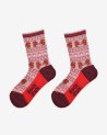 Chaussettes avec des écureuils et des détails rouges