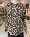 Pull léopard avec noeud bordeaux au dos