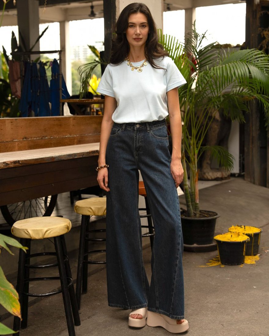 Jean Barnes en denim foncé
