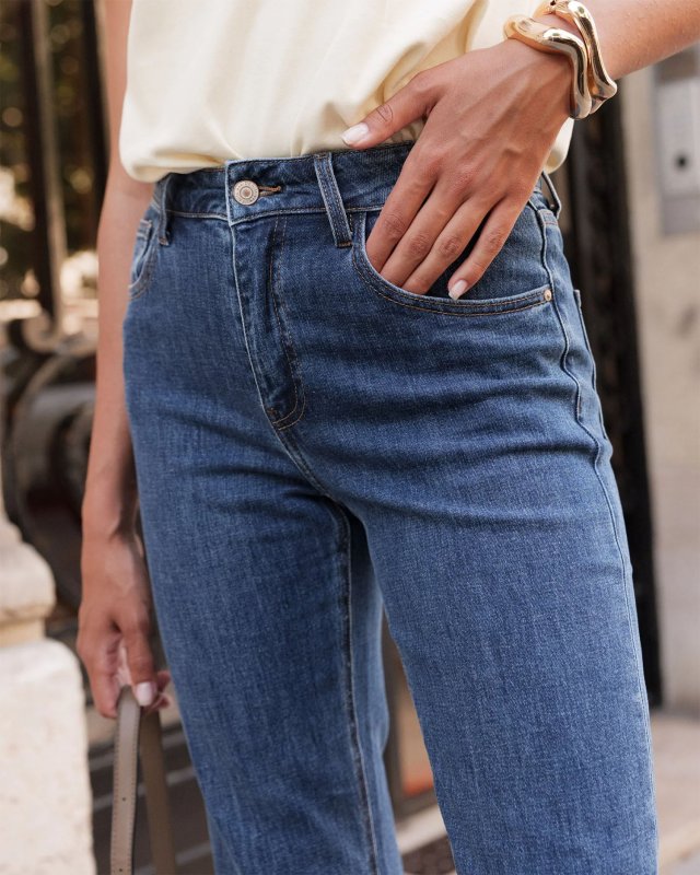 Jean Solange en denim bleu foncé