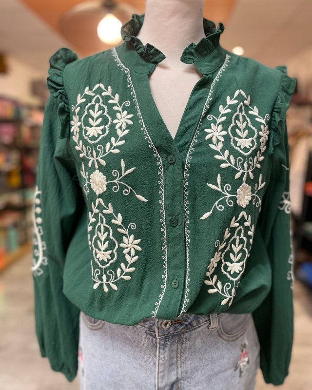 Chemisier vert foncé brodé...