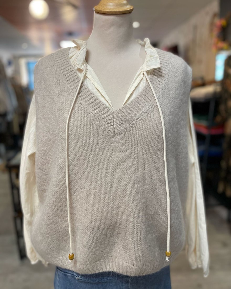 Pull sans manches à col V côtelé