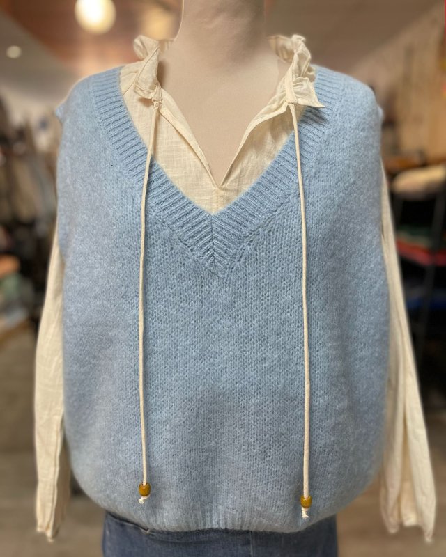 Pull sans manches à col V côtelé