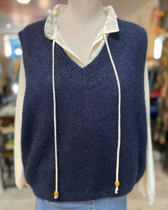 Pull sans manches à col V côtelé