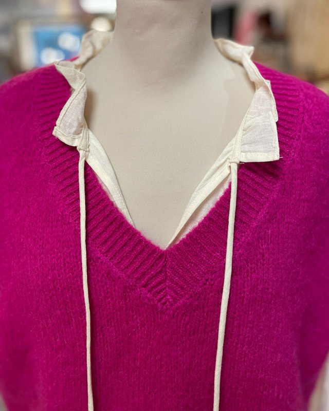 Pull sans manches à col V côtelé