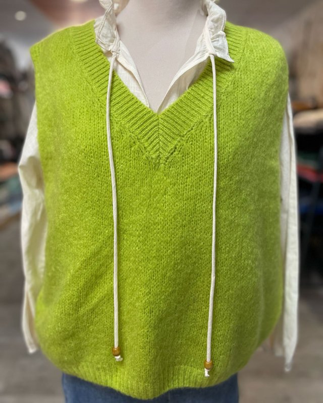 Pull sans manches à col V côtelé