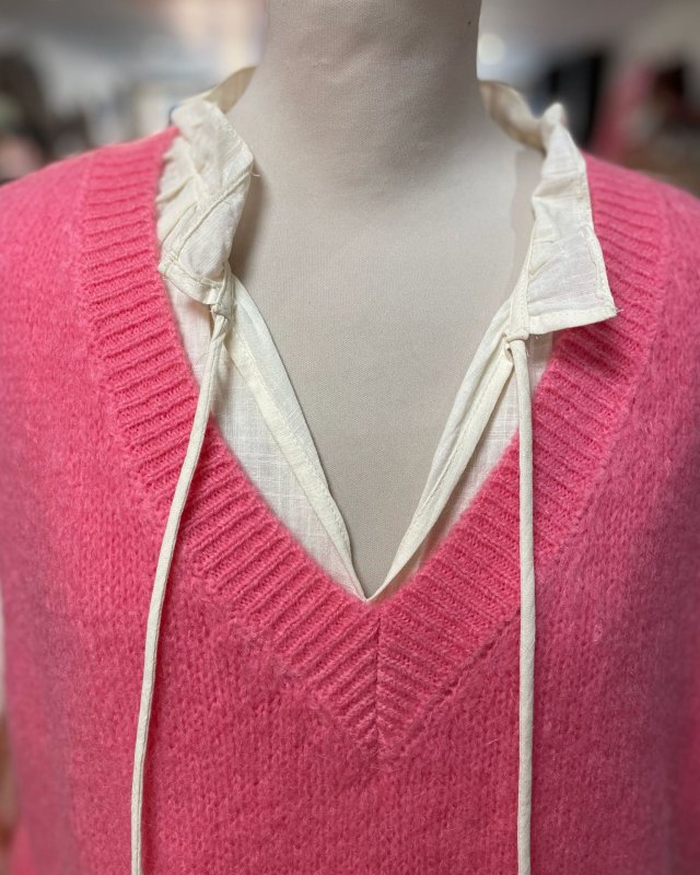 Pull sans manches à col V côtelé