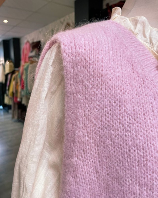 Pull sans manches à col V côtelé