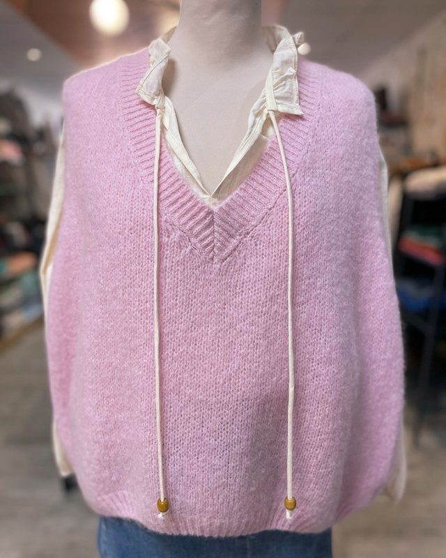 Pull sans manches à col V côtelé