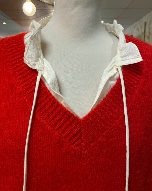 Pull sans manches à col V côtelé