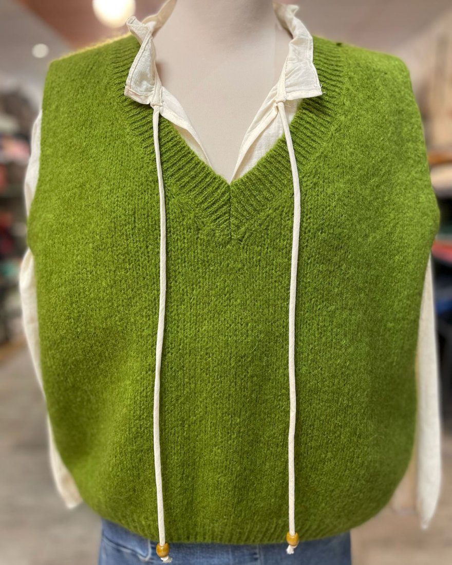 Pull sans manches à col V côtelé