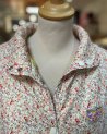 Veste réversible en moumoute jaune et tissu liberty