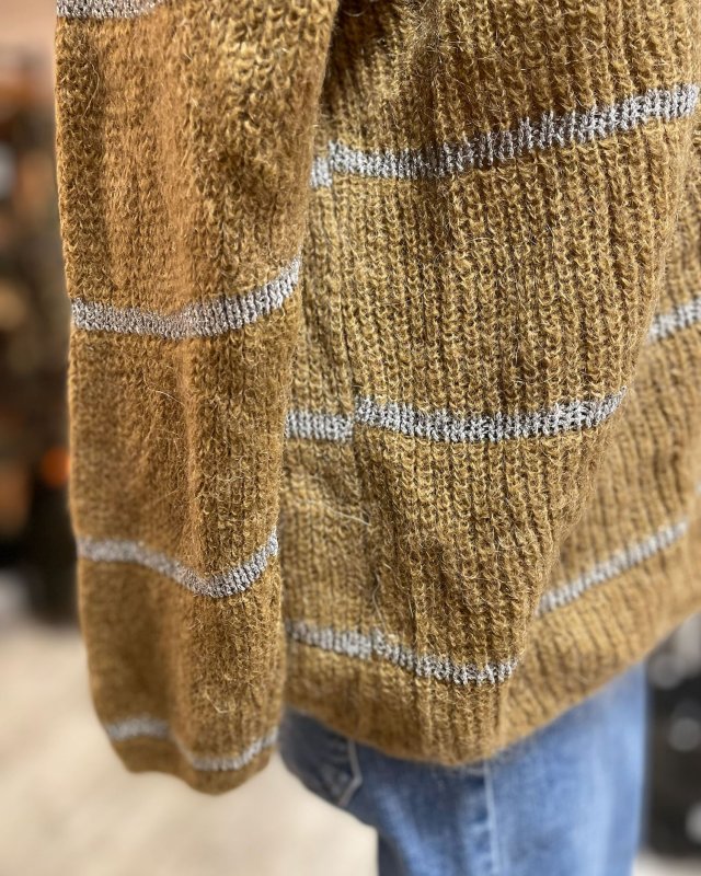 Gilet à rayures argentées