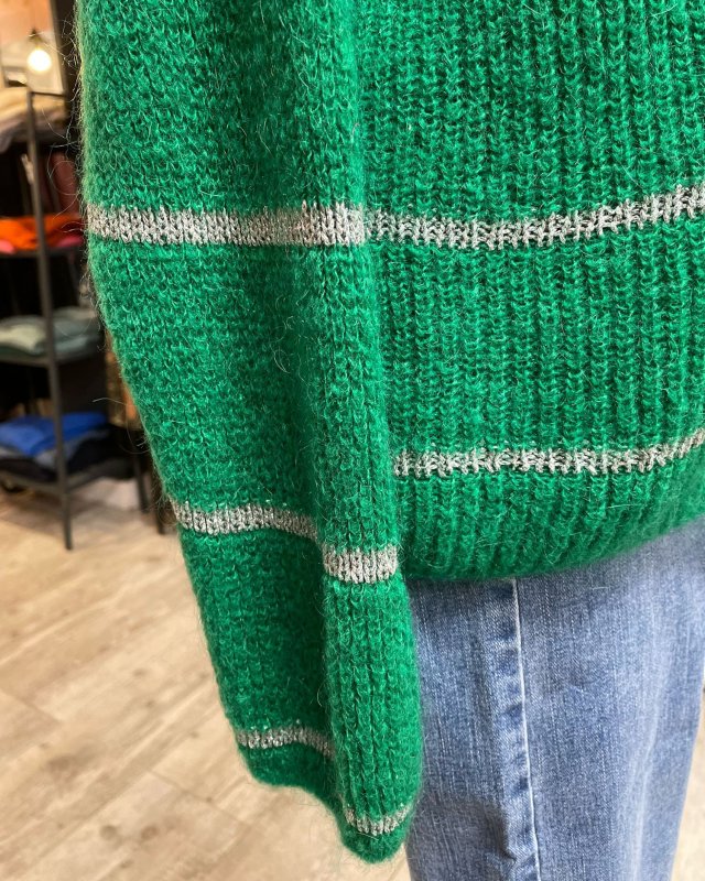 Gilet à rayures argentées