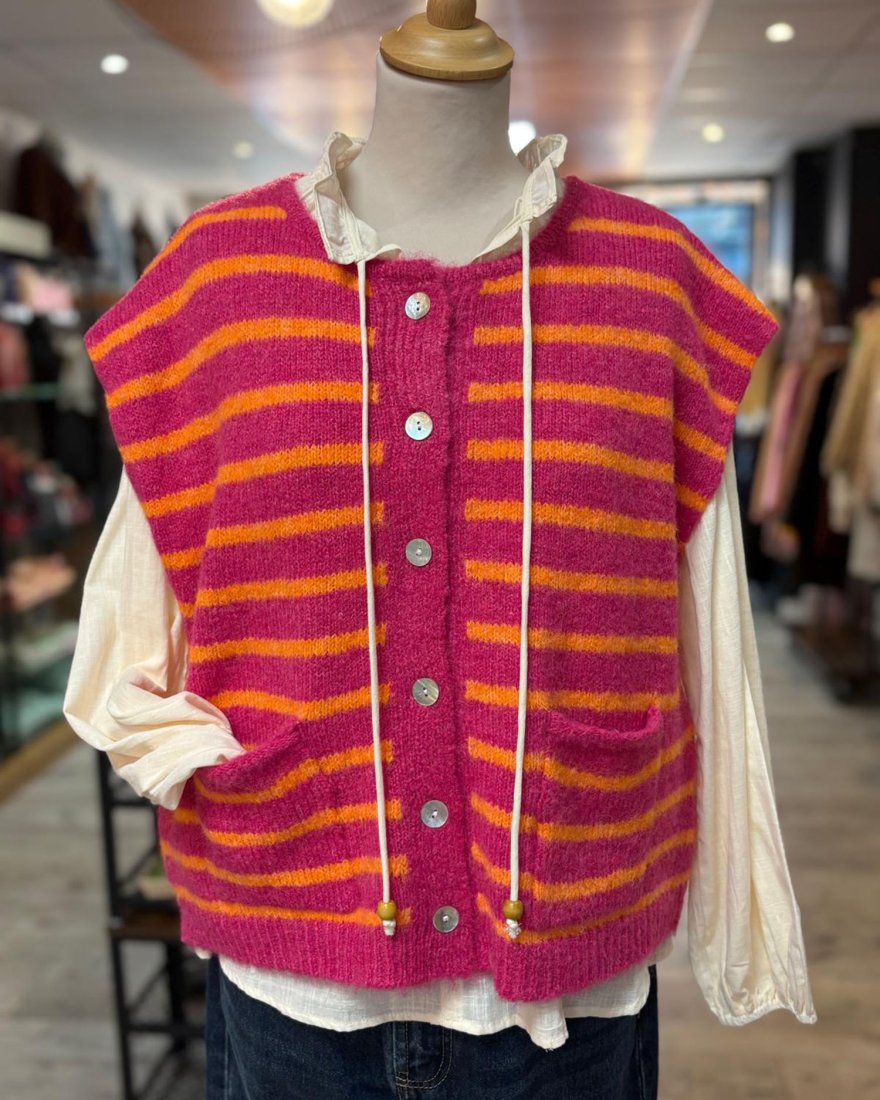 Petit gilet sans manches en maille fuchsia