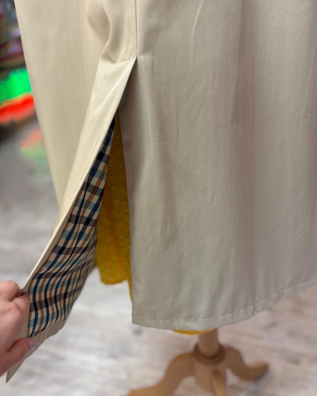 Long trench beige à doublure vichy