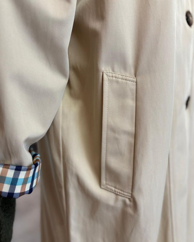 Long trench beige à doublure vichy