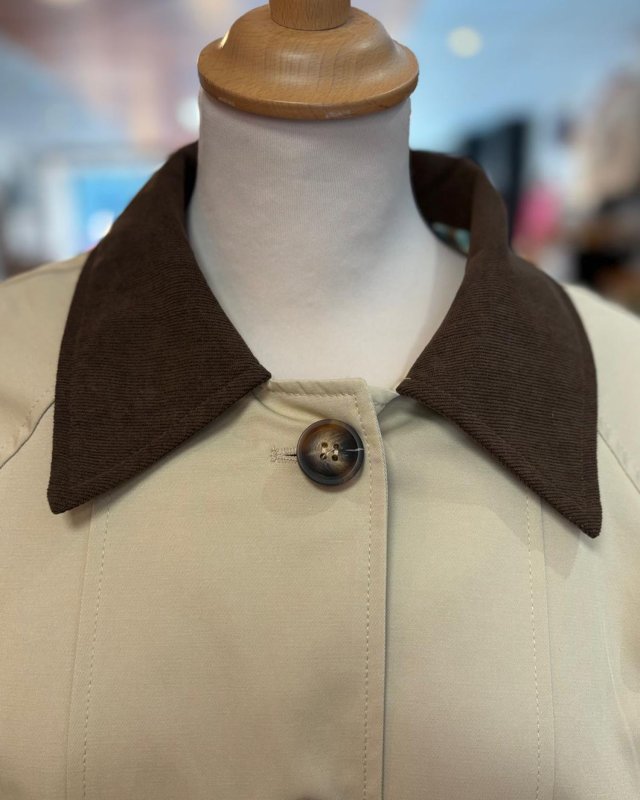 Long trench beige à doublure vichy