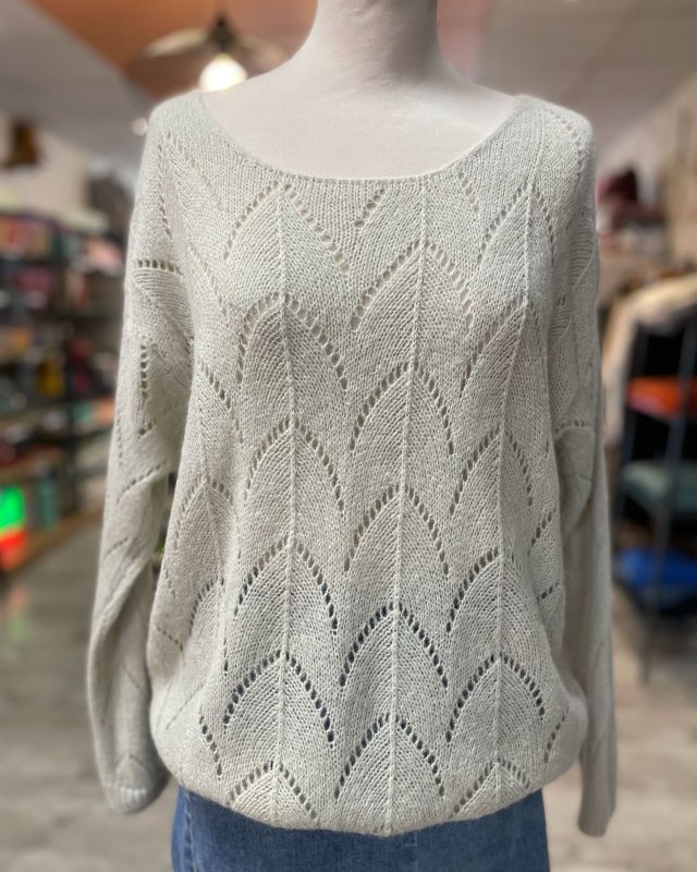Pull léger à maille ajourée