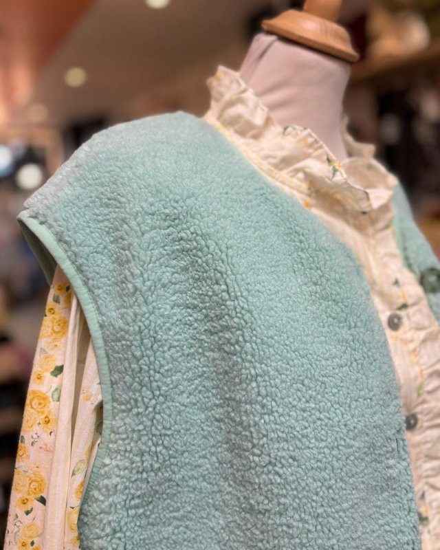 Gilet sans manches en moumoute vert menthe