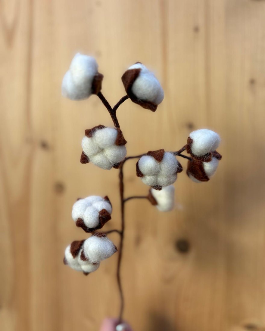 Branche décorative de fleurs de coton en laine