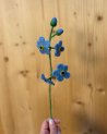 Branche de myosotis décorative en feutrine