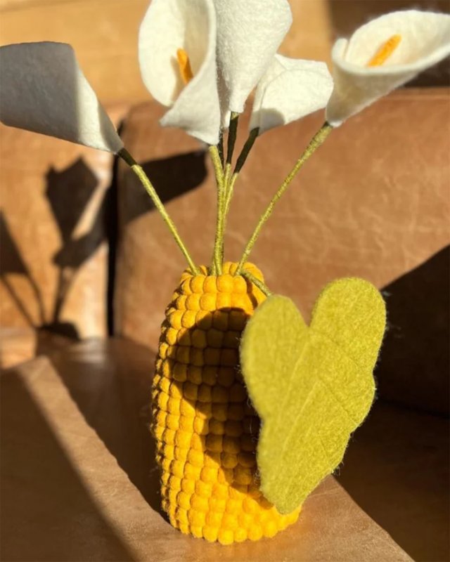 Feuille d'arum décorative en laine