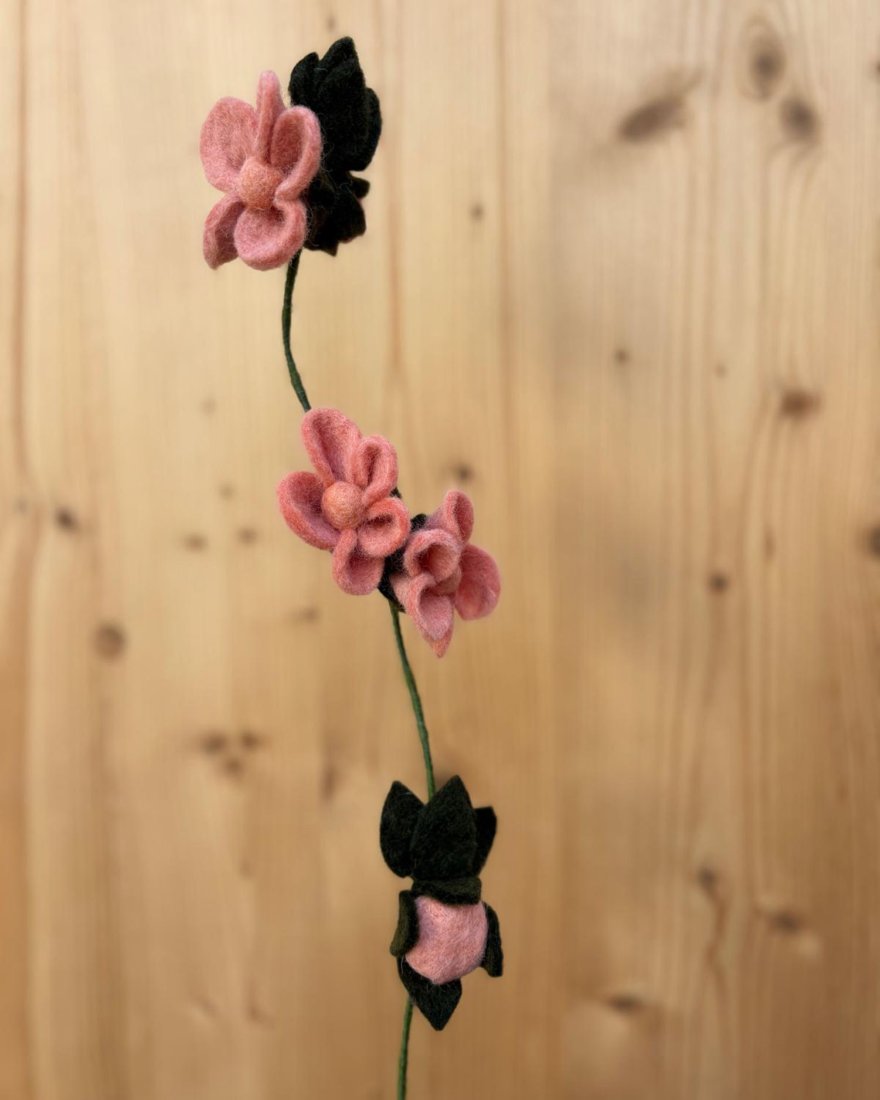 Branche décorative de fleurs de pêcher en laine
