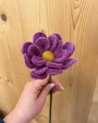 Anémone décorative violette claire en feutrine
