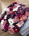 Anémone décorative violet foncé en feutrine