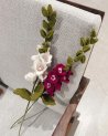 Rose trémière décorative fuchsia en laine feutrée