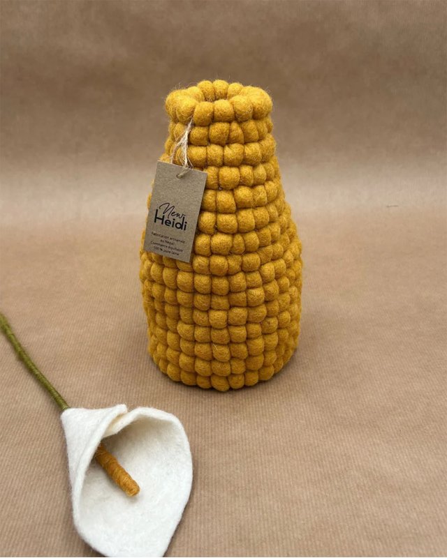 Vase boule jaune moutarde...