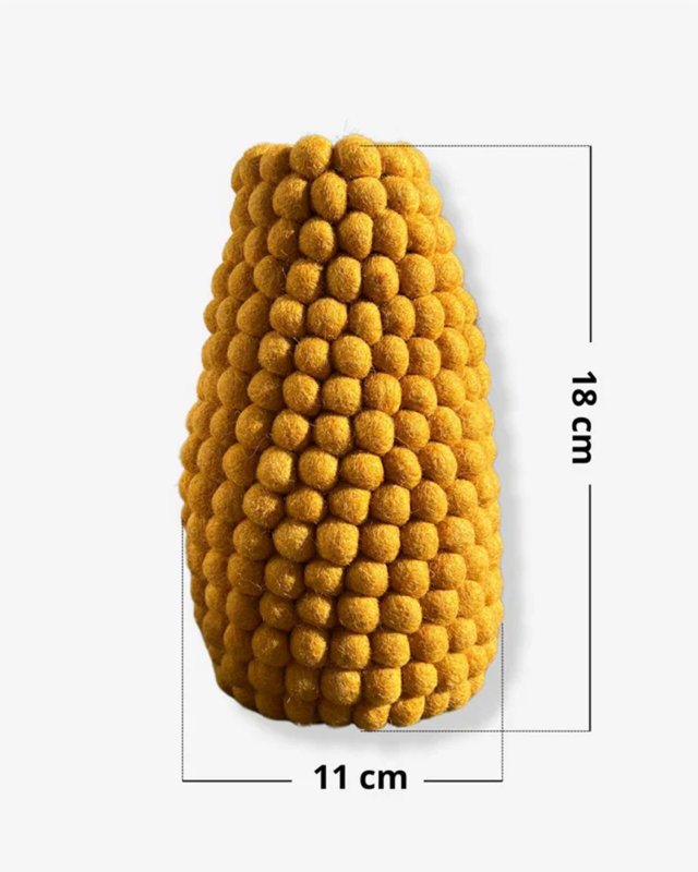 Vase boule jaune moutarde en laine feutrée