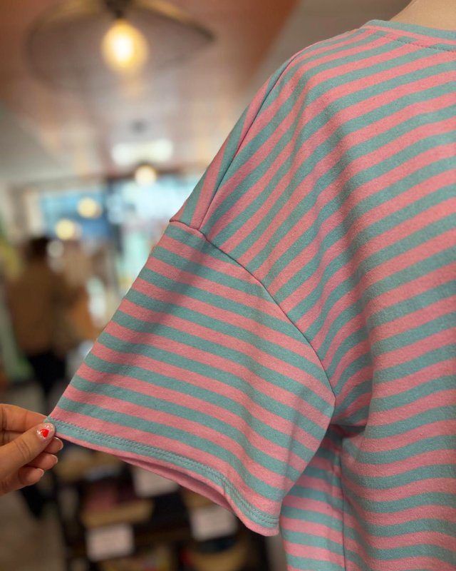 Tee shirt Bisou Magique à rayures bleu et rose