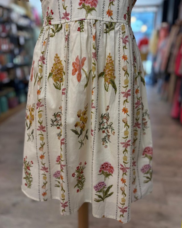 Robe courte beige à imprimé floral multicolore