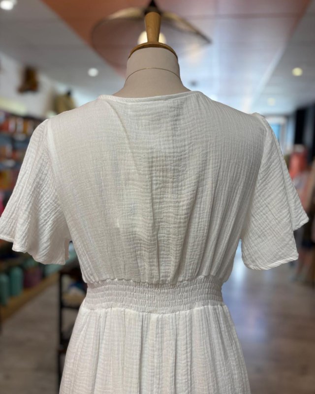 Longue robe blanche en gaze de coton