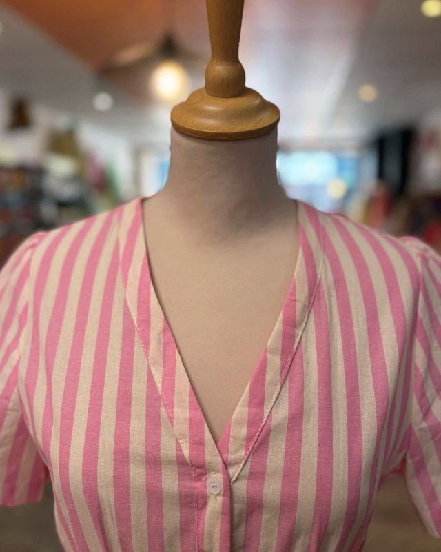 Robe midi à rayures roses et blanches