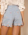Short vichy à petites fleurs brodées