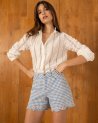 Short vichy à petites fleurs brodées
