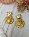 Boucles d'oreilles coeurs solaires dorés