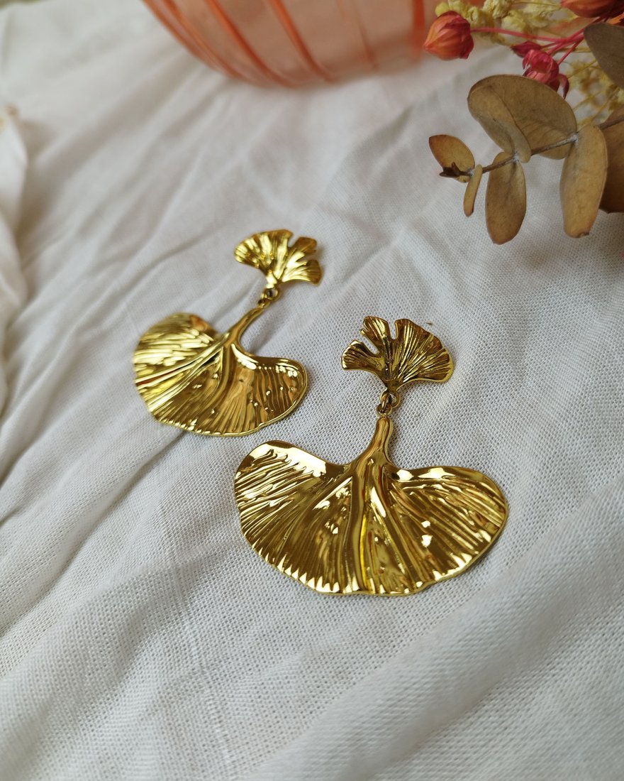 Boucles d'oreilles ginkgo biloba doré